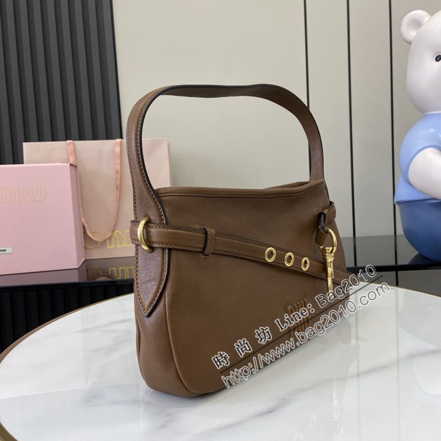 miumiu繆繆專櫃最新款爆款腋下中古包肩背女包 jh2572型號：5BC182